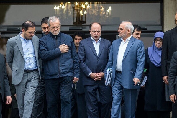 پزشکیان گزینه‌های جایگزینی وزیر را بررسی می‌کند/ گمانه‌زنی در برکناری قریب‌الوقوع نوری قزلجه از وزارت جهاد